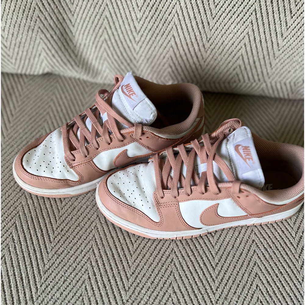 Women’s Nike Dunk low in pink